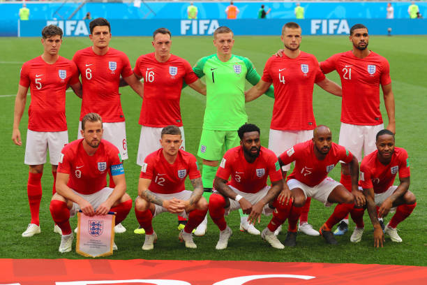 迫使阿迪萨 迫使阿迪萨